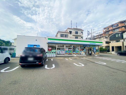 ファミリーマート 東戸塚名瀬下店の画像