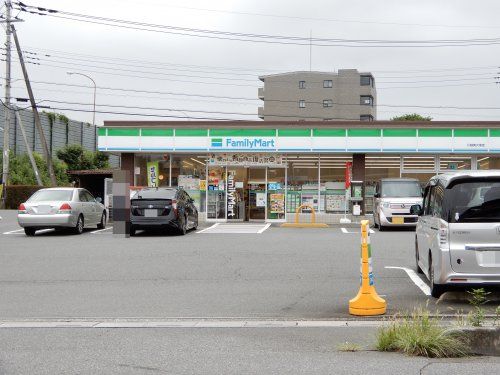 ファミリーマート 川越南大塚店の画像