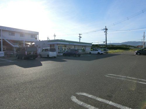 ファミリーマート　岸和田三田町北店の画像