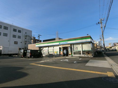 ファミリーマート　岸和田下池田町店の画像