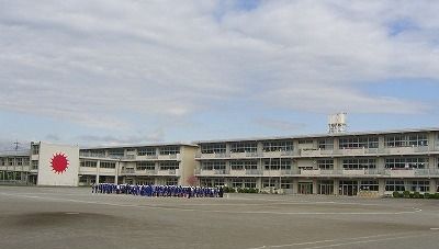 富岡市立 西小学校の画像