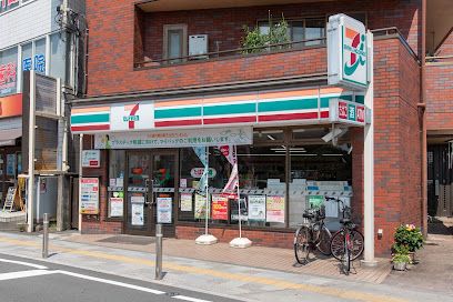 セブンイレブン 拝島駅南口店の画像