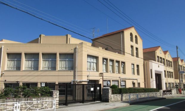 神戸市立西須磨小学校の画像
