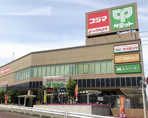 コジマ×ビックカメラ 成城店の画像