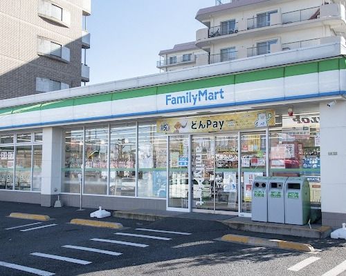 ファミリーマート 千歳台四丁目店の画像