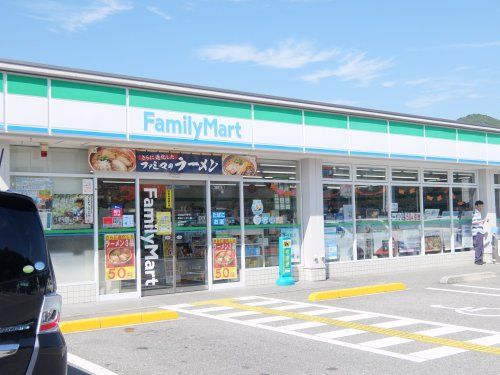 ファミリーマート 高知インター店の画像