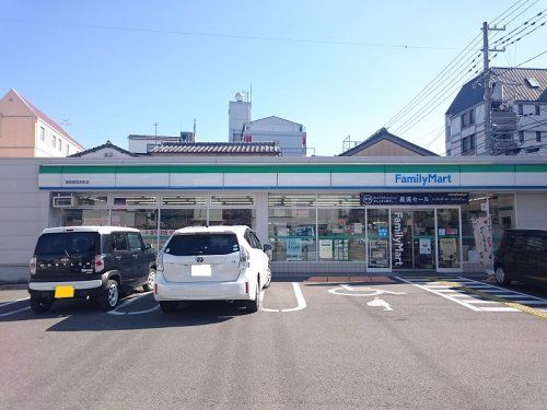 ファミリーマート 高知南宝永町店の画像