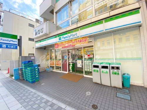 ファミリーマート 横須賀中央店の画像