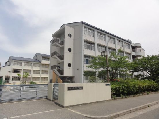 井吹台中学校の画像