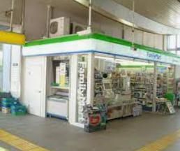 ファミリーマート TX三郷中央駅店の画像