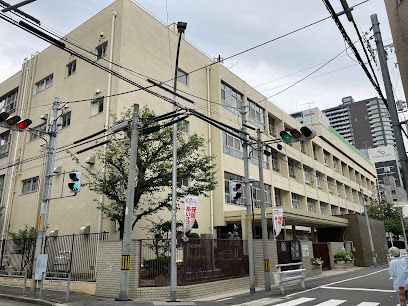 大阪市立高津小学校の画像