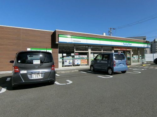 ファミリーマート　JR東岸和田駅北店の画像
