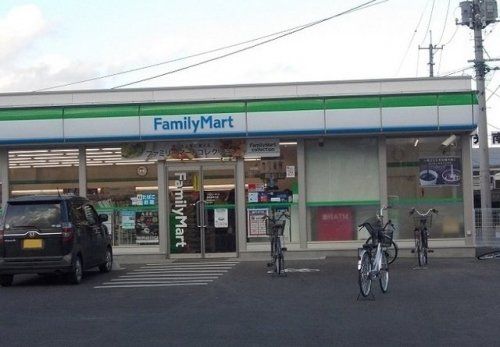 ファミリーマート南福島駅北店の画像