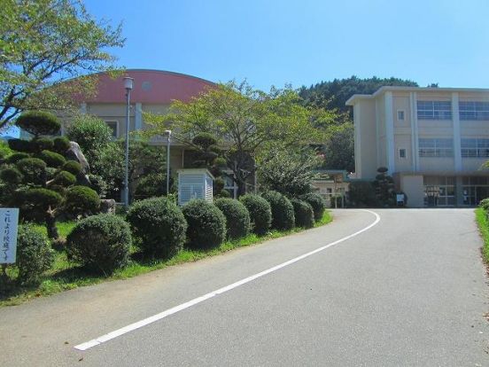 桜井市立安倍小学校の画像