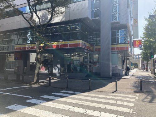 デイリーヤマザキ 横浜アリーナ前店の画像
