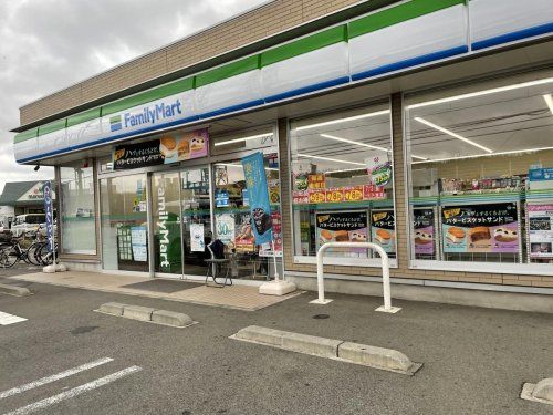 ファミリーマート 立川上砂町五丁目店の画像