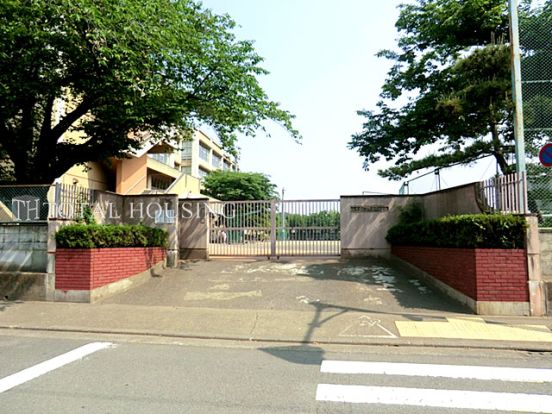 立川市立立川第八中学校の画像