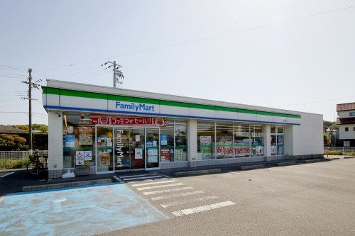 ファミリーマート 田辺新庄店の画像