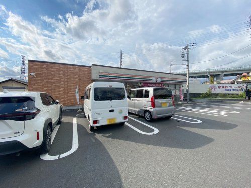 セブンイレブン 富士市入山瀬店の画像