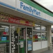 ファミリーマート 京屋玉串元町店の画像