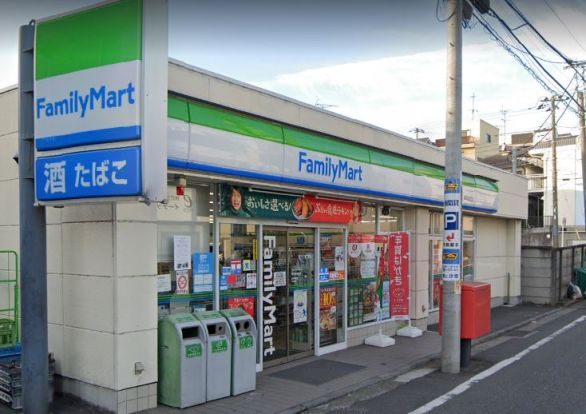 ファミリーマート 横浜釜台町店の画像