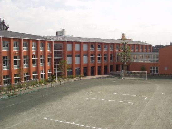 烏山中学校の画像