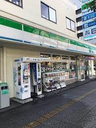 ファミリーマート 築港店の画像