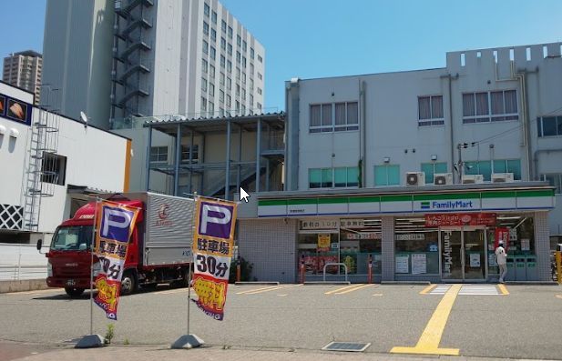 ファミリーマート 浪速敷津東店の画像