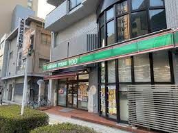 ローソンストア100 LS大阪上本町八丁目店の画像