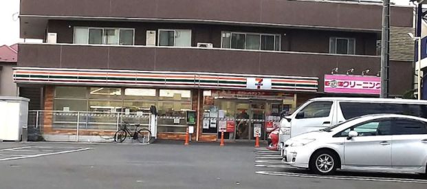 セブンイレブン 横浜市沢町店の画像