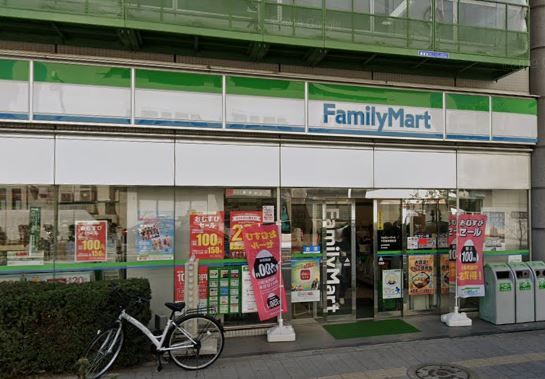 ファミリーマート 千住警察署前店の画像