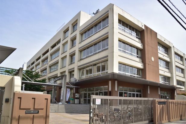 江東区立深川第三中学校の画像