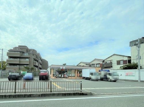 セブンイレブン 豊中北桜塚4丁目店の画像