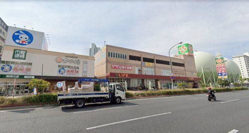 ライフ 春日野道店の画像