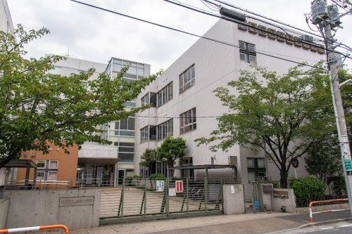 足立区立島根小学校の画像