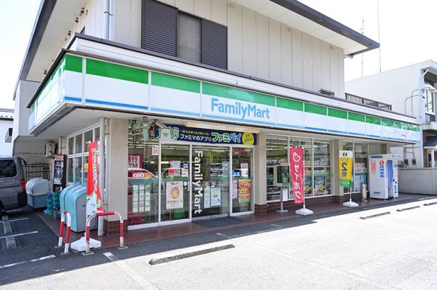 ファミリーマート 川越通町店の画像