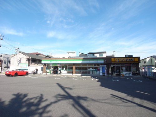 ファミリーマート 荒畑駅前店の画像