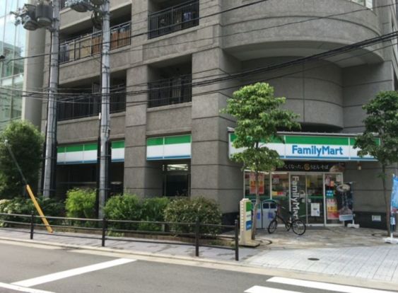 ファミリーマート 新町三丁目店の画像