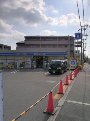 ローソン 新御堂筋上新田店の画像