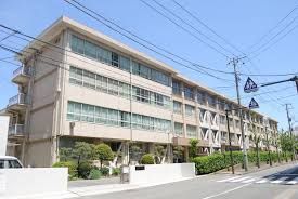 横須賀市立常葉中学校の画像