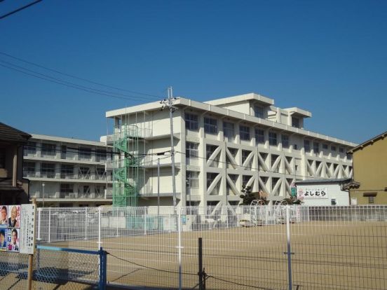 大和高田市立片塩中学校の画像