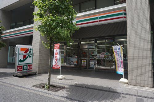 セブンイレブン横浜鶴屋町２丁目店の画像