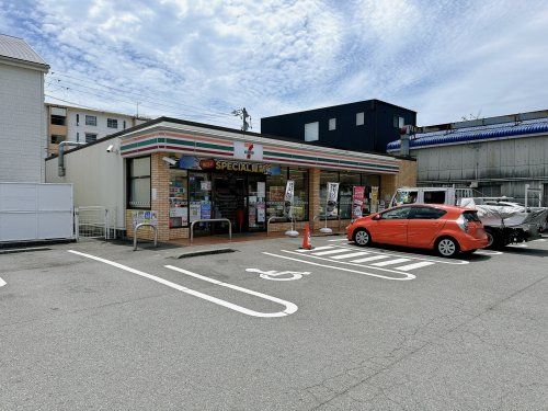 セブンイレブン 静岡桃園町店の画像