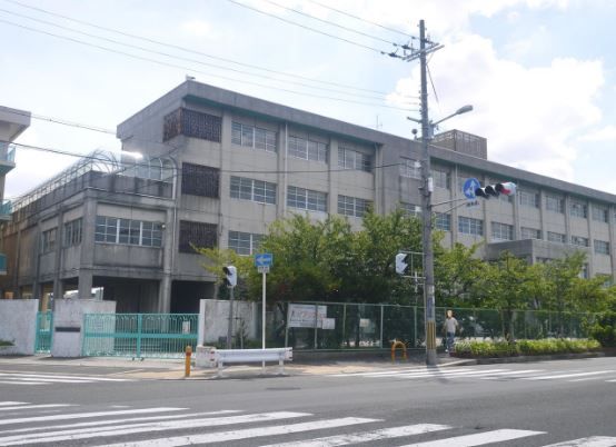 寝屋川市立中木田中学校の画像