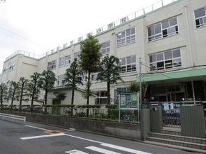 足立区立竹の塚小学校の画像