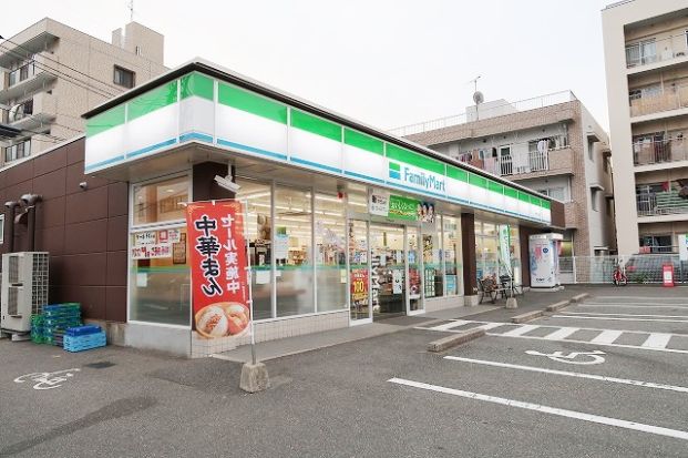 ファミリーマート 清水三丁目店の画像