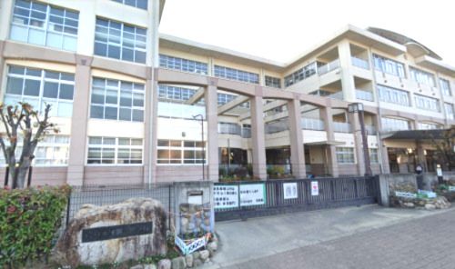 宝塚市立宝塚第一小学校の画像