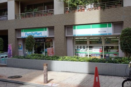 ファミリーマート 溝口一丁目店 の画像