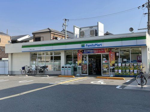 ファミリーマート　松2丁目店の画像