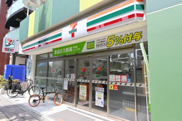 セブンイレブン世田谷上馬４丁目店の画像